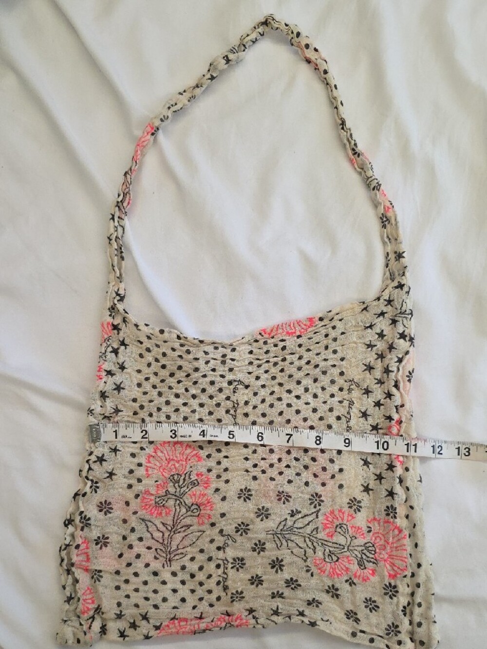 Free People Bundle 2 Bags Blue & Cream Boho And Cream Hot Pink - Picture 6 of 8